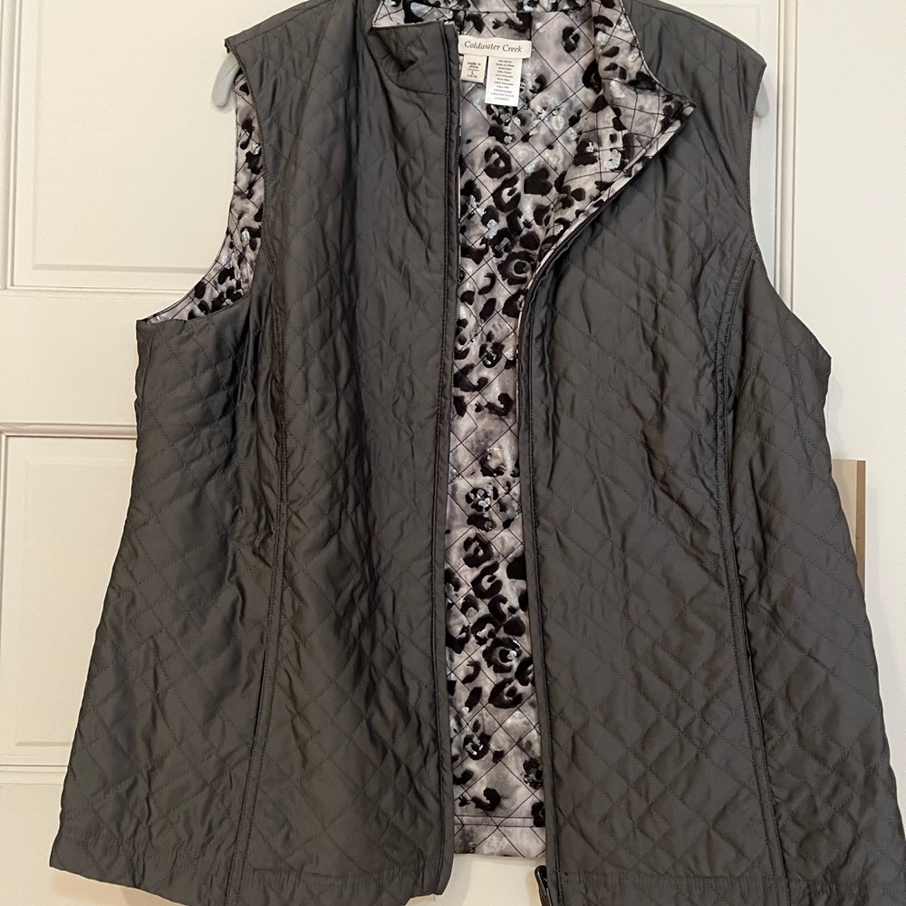Reversible quilted vest